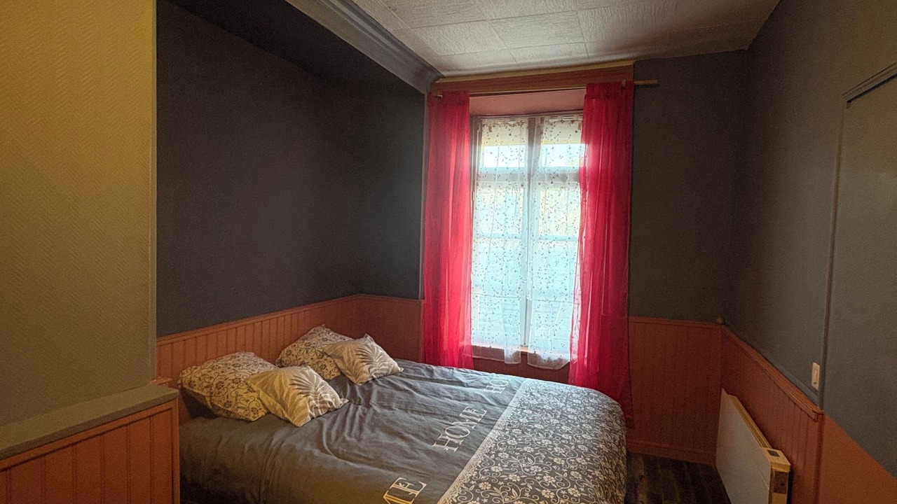 Photo of Bedroom in Mauriac