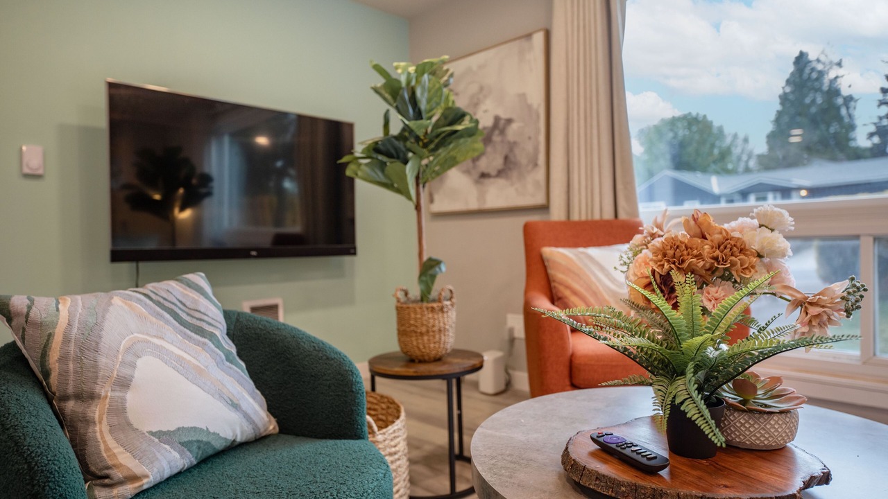 Photo of Livingroom in Seattle Metro Area