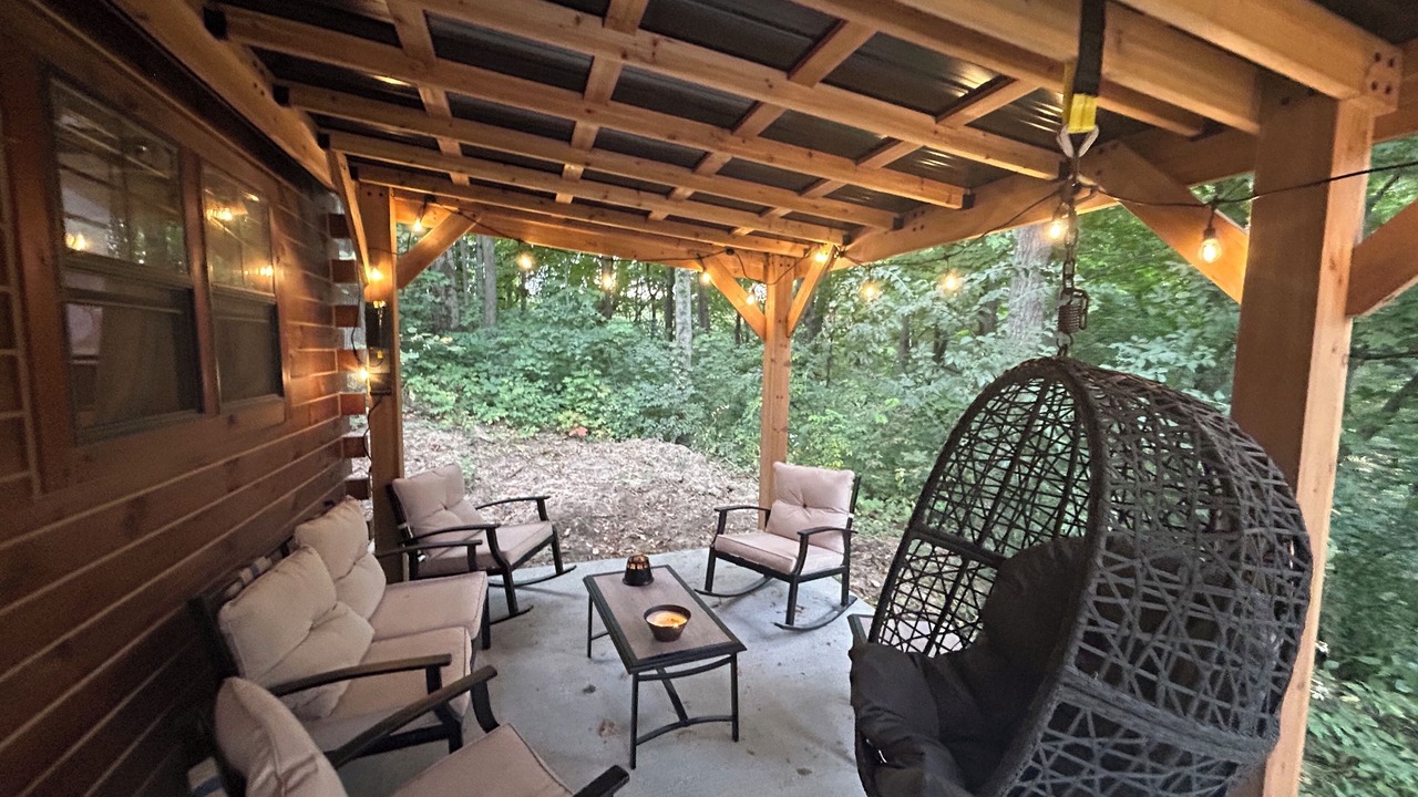 Photo of Patio Balcony in Viola