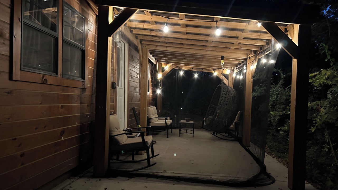 Photo of Patio Balcony in Viola