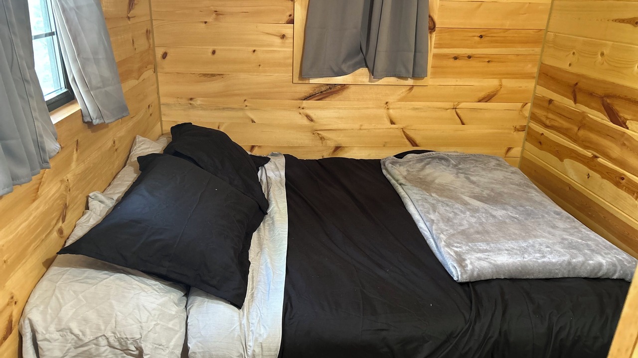 Photo of Bedroom in Viola