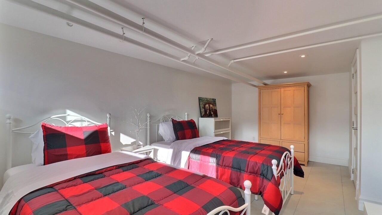 Photo of Bedroom in Lachine