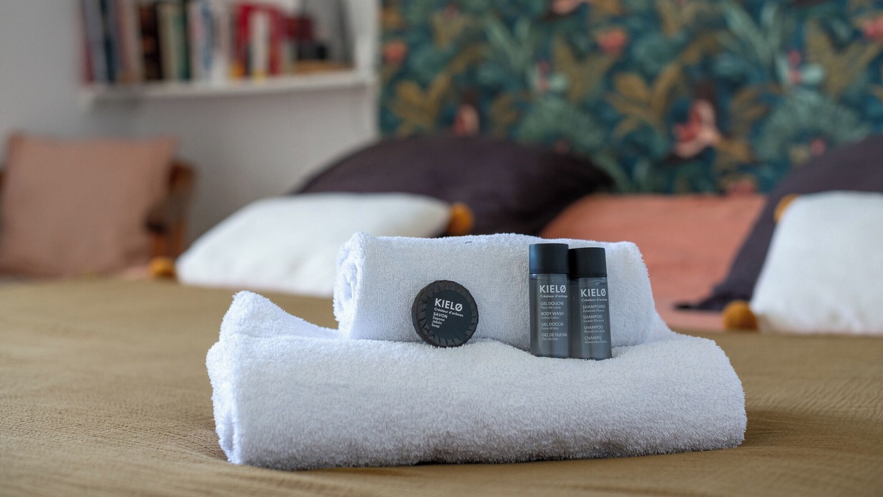 Photo of Bedroom in Champagne-au-Mont-d'Or