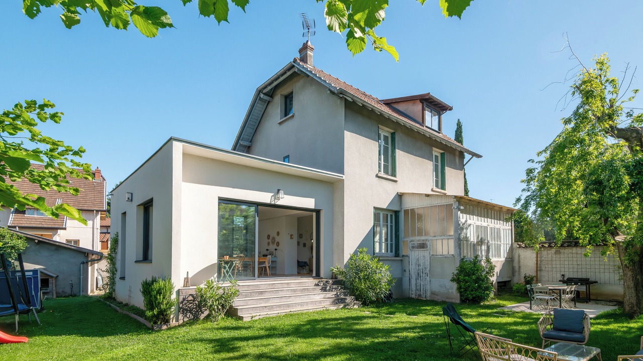 Photo of Outdoor in Champagne-au-Mont-d'Or