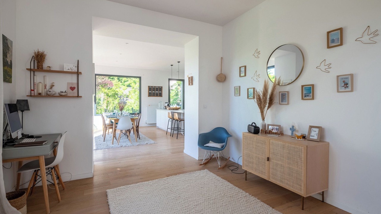 Photo of Others in Champagne-au-Mont-d'Or