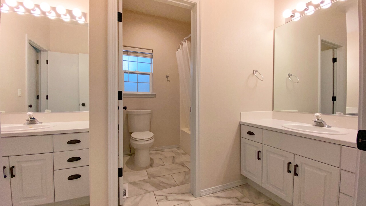 Photo of Bathroom in Richland