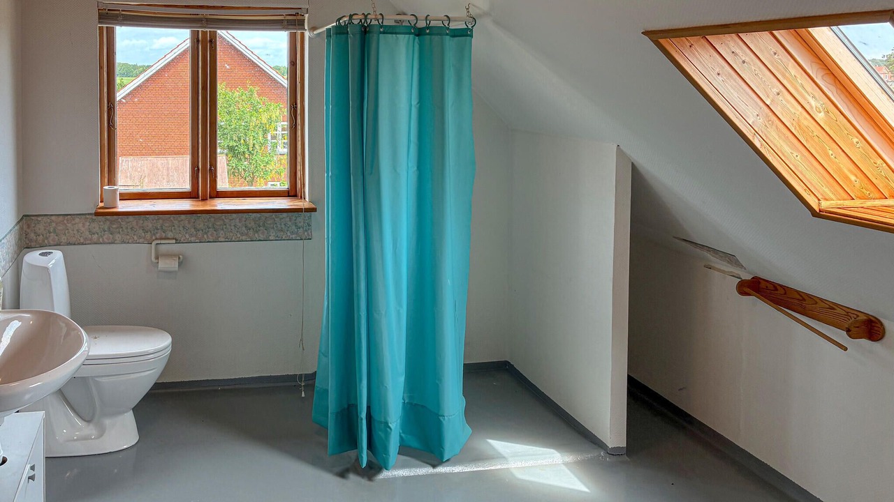 Photo of Bathroom in Store Heddinge