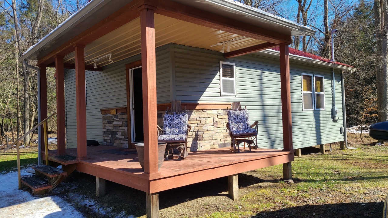 Photo of Patio Balcony in Port Allegany