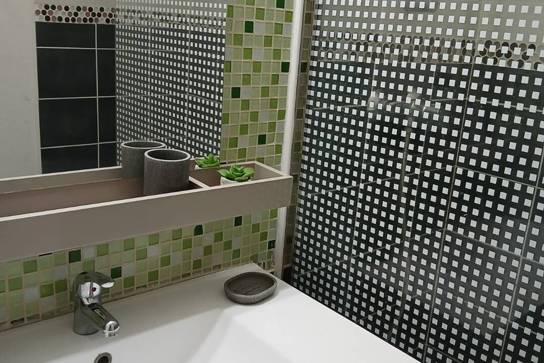 Photo of Bathroom in Le Port