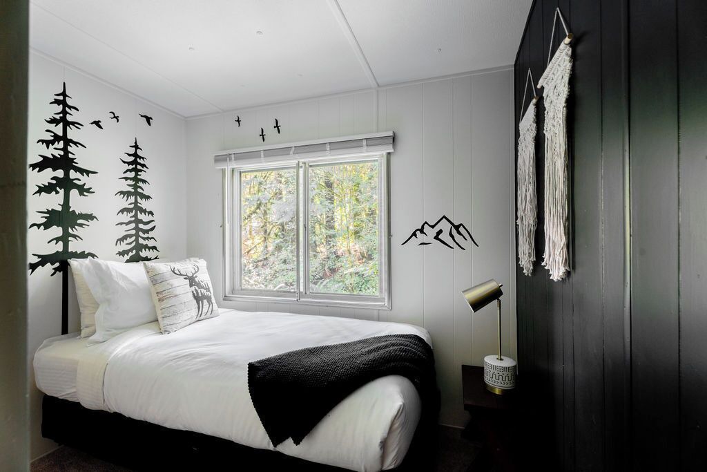 Photo of Bedroom in Skykomish