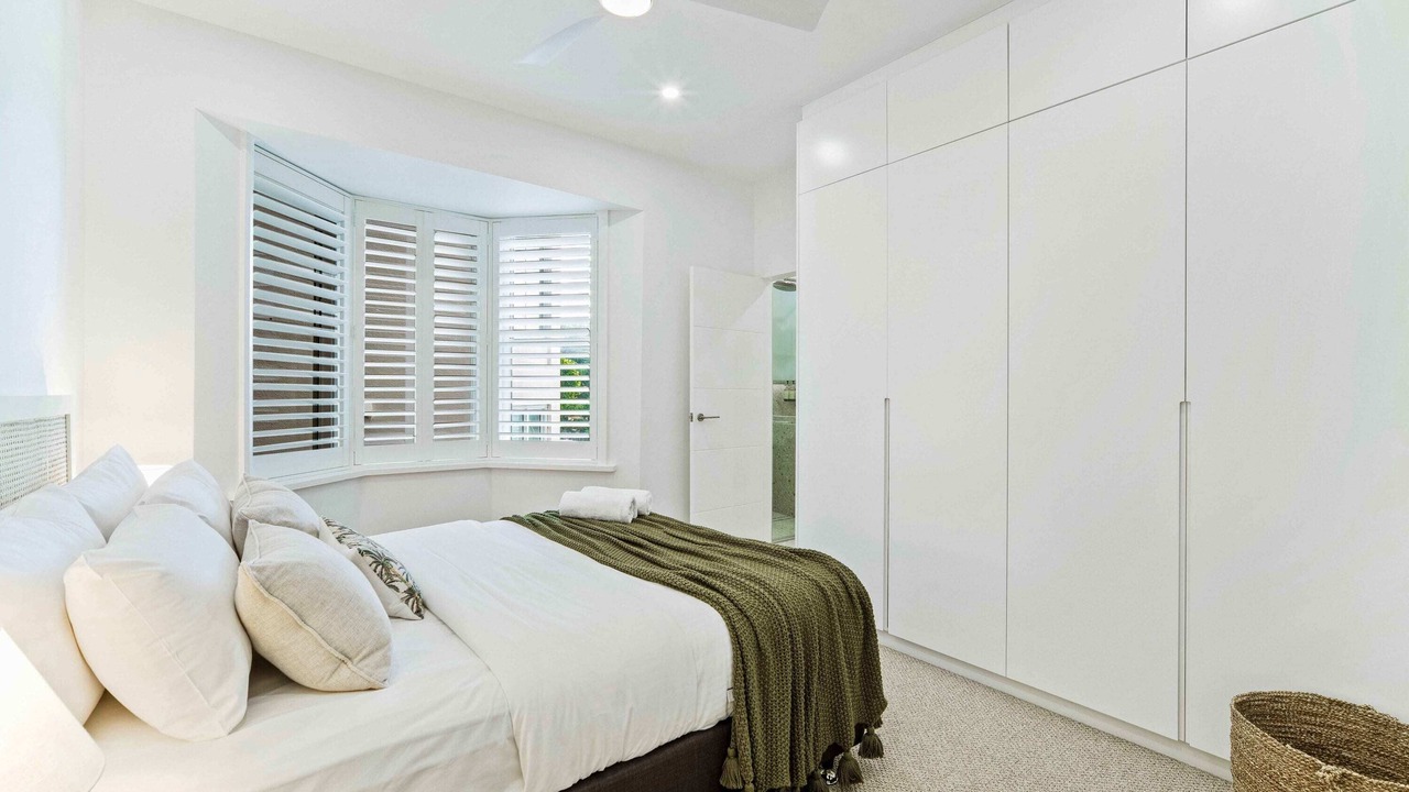 Photo of Others in Elizabeth Bay