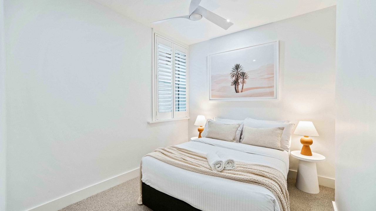 Photo of Others in Elizabeth Bay