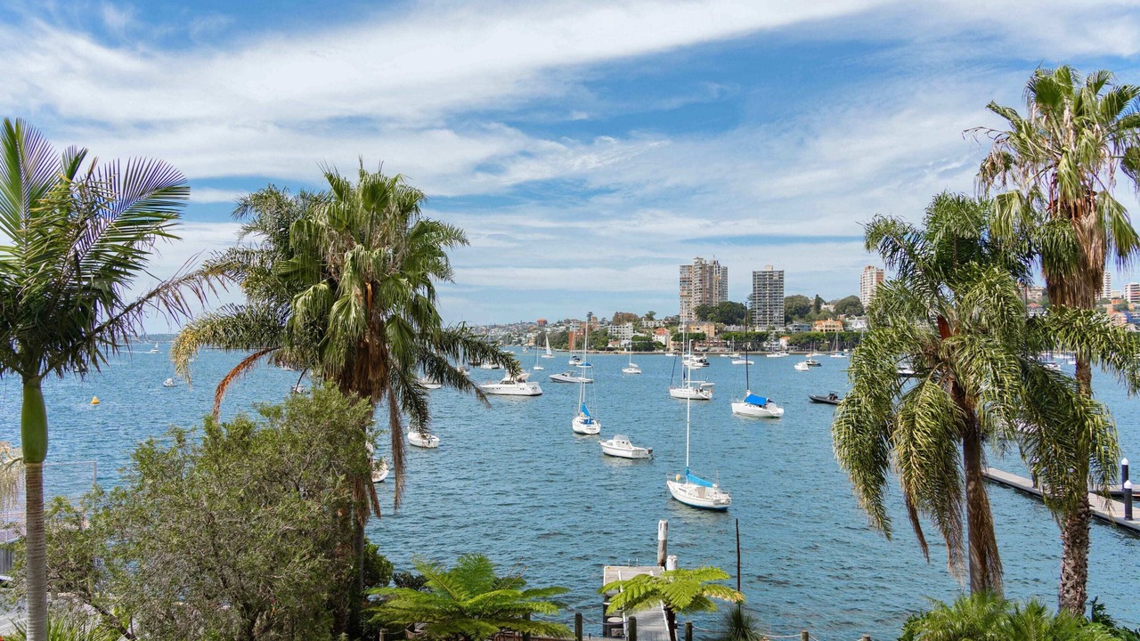 Photo of Others in Elizabeth Bay