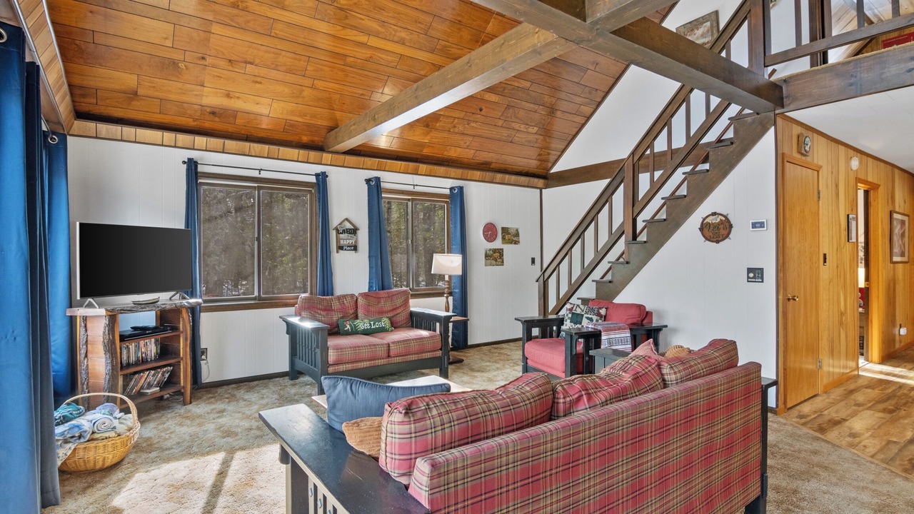 Photo of Livingroom in Idlewild