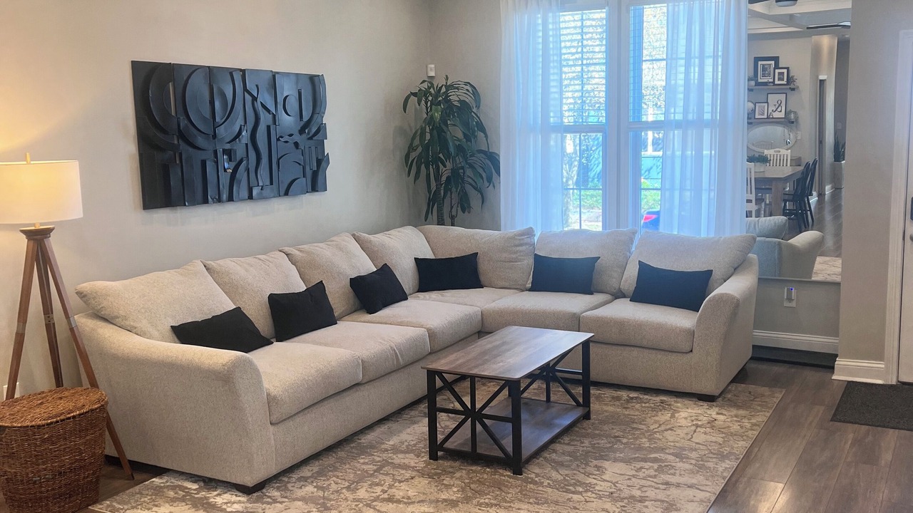 Photo of Livingroom in Shelby Park