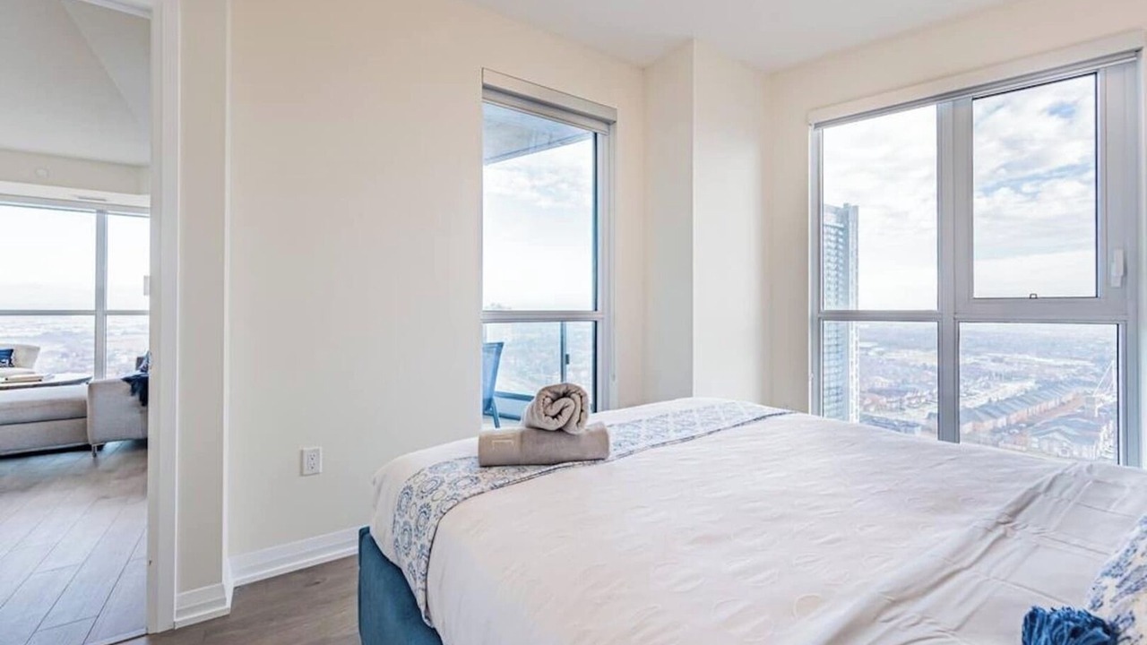 Photo of Bedroom in Hurontario