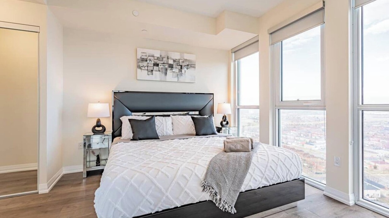 Photo of Bedroom in Hurontario