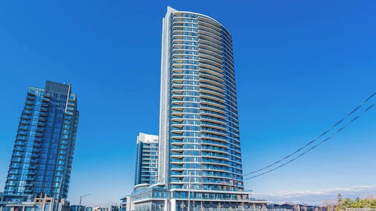Photo of Outdoor in Hurontario