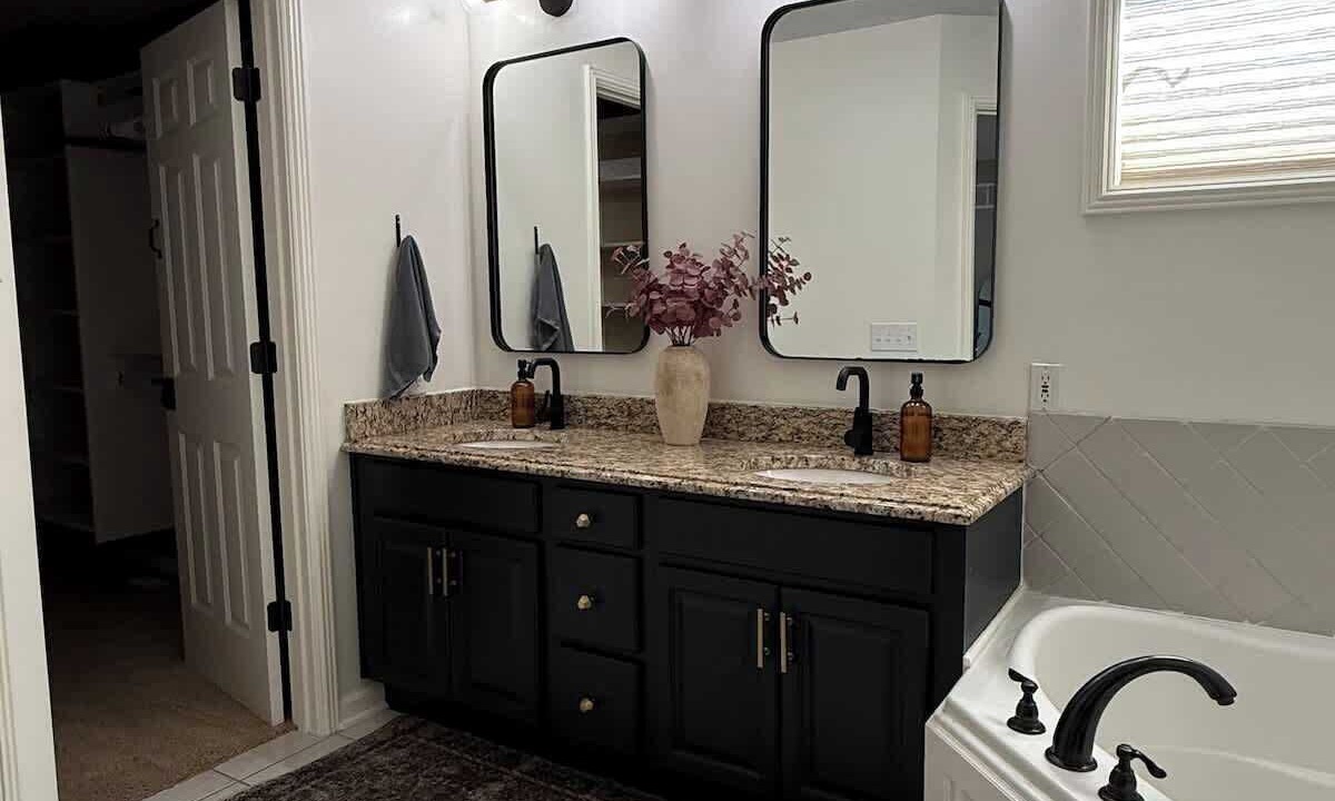 Photo of Bathroom in Saint Marys  Allen County