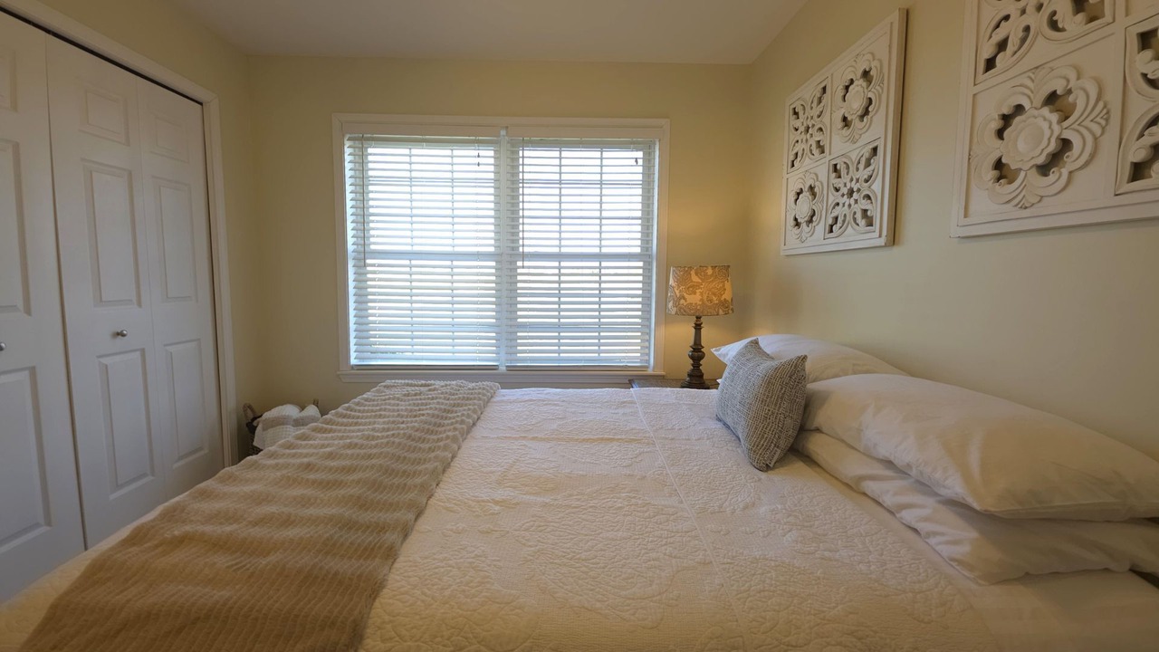 Photo of Bedroom in Ponshewaing