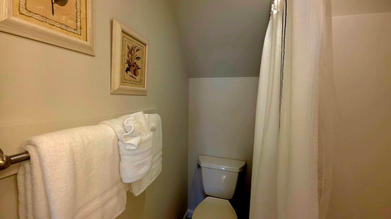 Photo of Bathroom in Ponshewaing