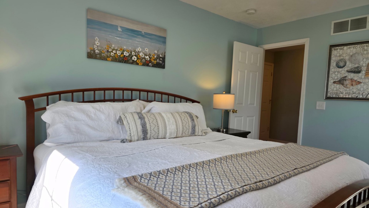 Photo of Bedroom in Ponshewaing