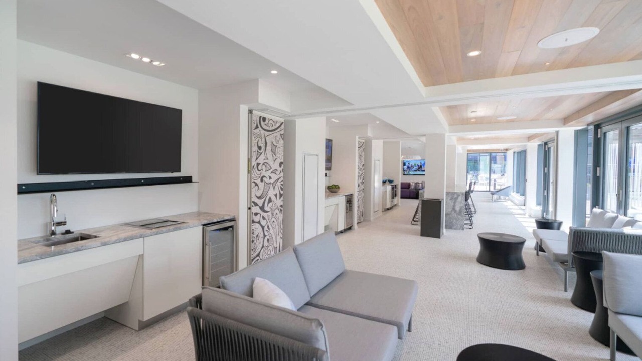 Photo of Livingroom in Shawmut