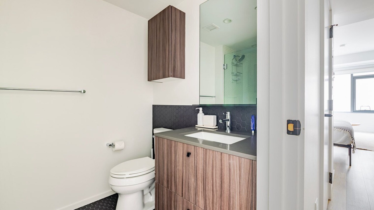 Photo of Bathroom in Shawmut