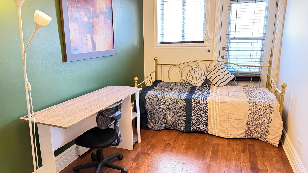 Photo of Bedroom in LaSalle