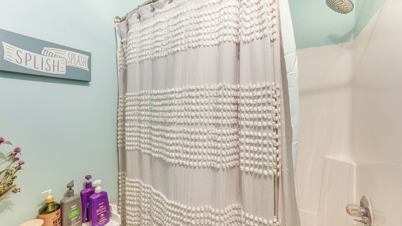 Photo of Bathroom in Oceanmarsh Subdivision
