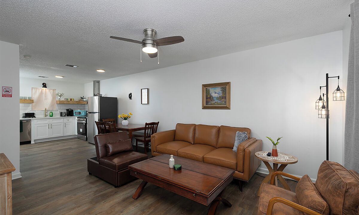 Photo of Livingroom in Oakwood