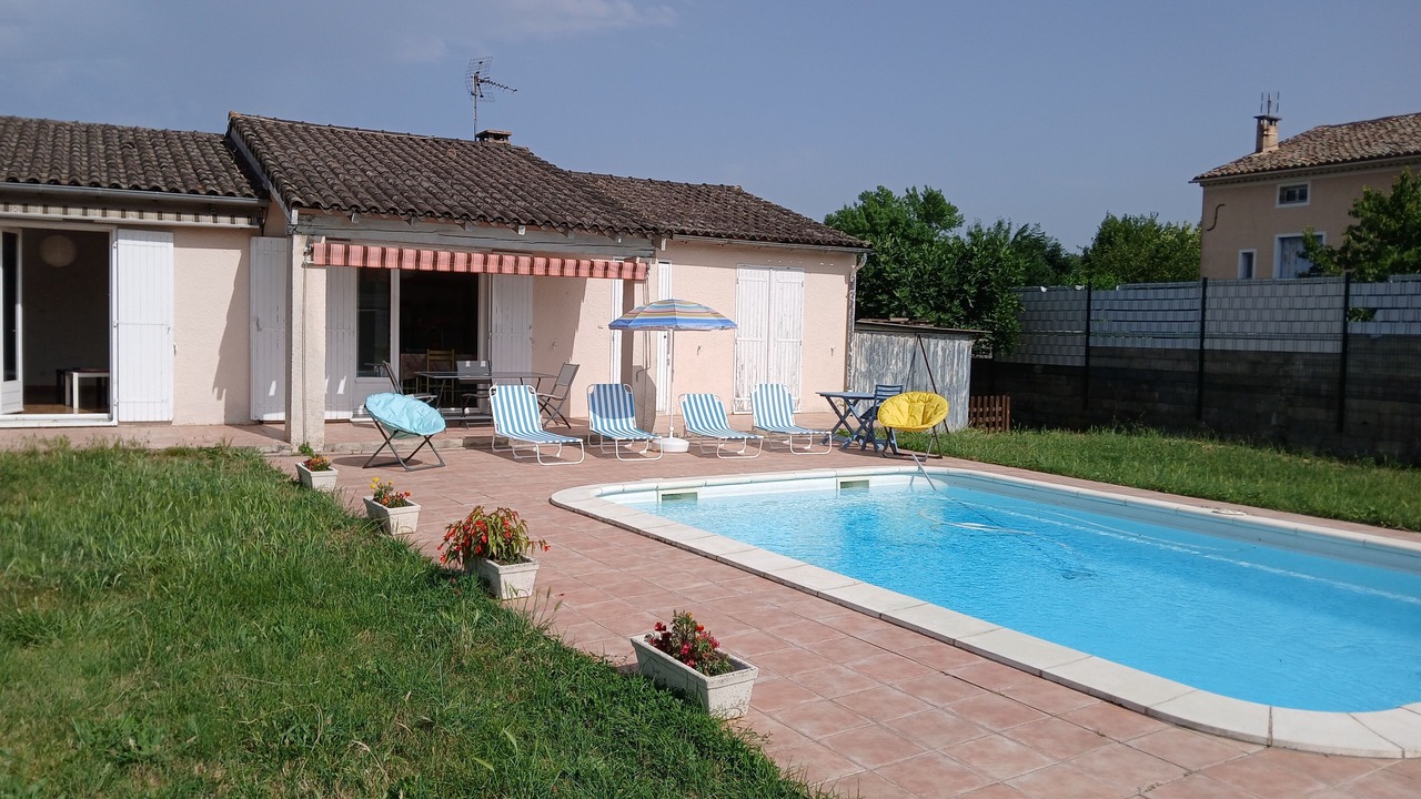 Photo of Outdoor in Allegre Les Fumades