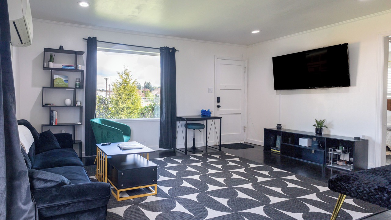 Photo of Livingroom in Auburn