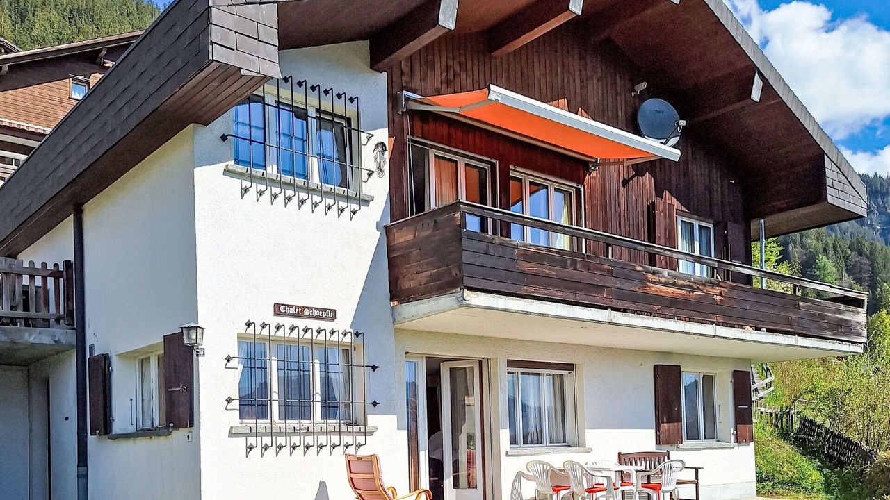 Photo of Patio Balcony in Sundlauenen