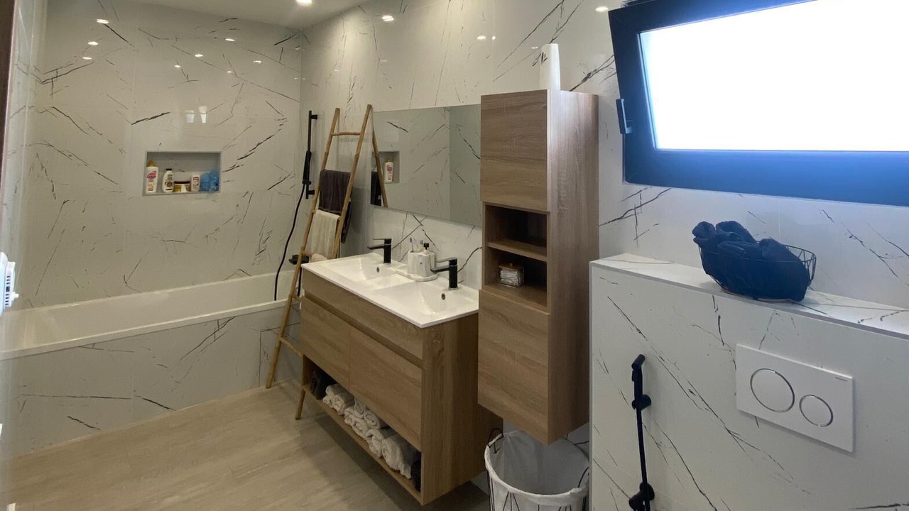 Photo of Bathroom in Montarnaud