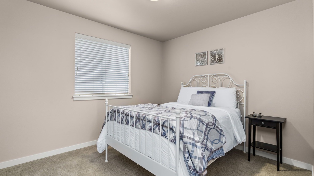 Photo of Bedroom in Old Farm District