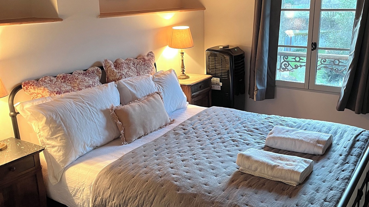 Photo of Bedroom in Sainte-Colombe-sur-lHers