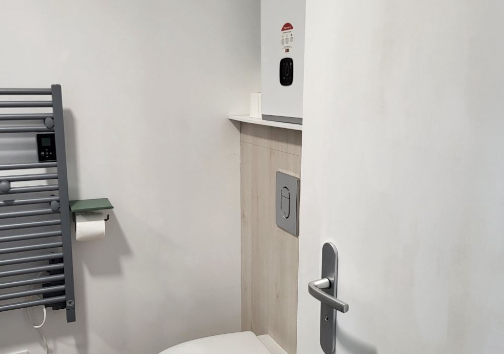 Photo of Bathroom in Le Theil-de-Bretagne