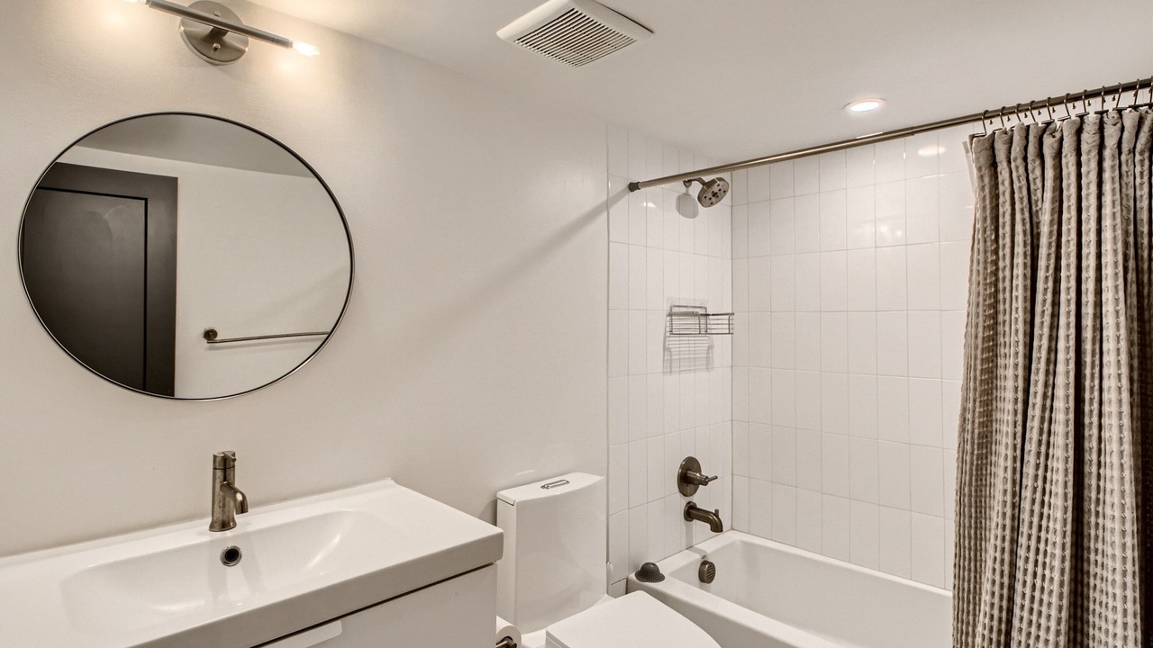 Photo of Bathroom in Speer
