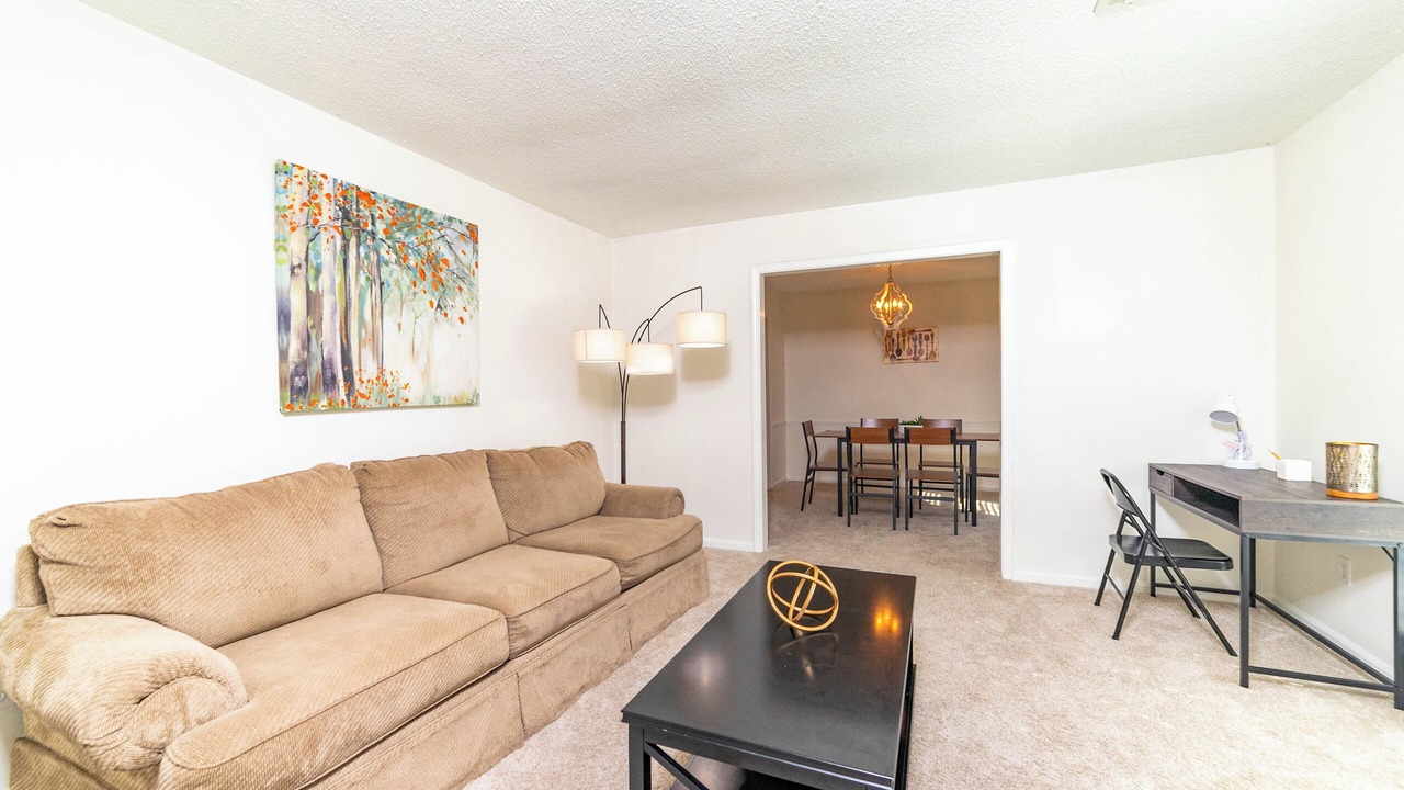 Photo of Livingroom in Fortson