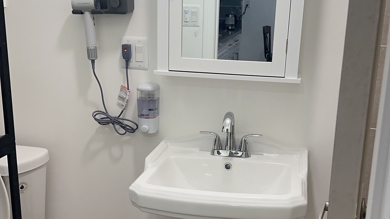 Photo of Bathroom in Charter Oak