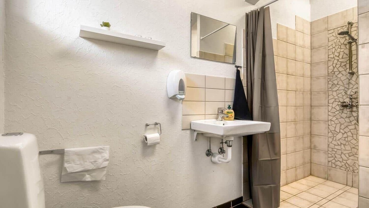 Photo of Bathroom in Falen