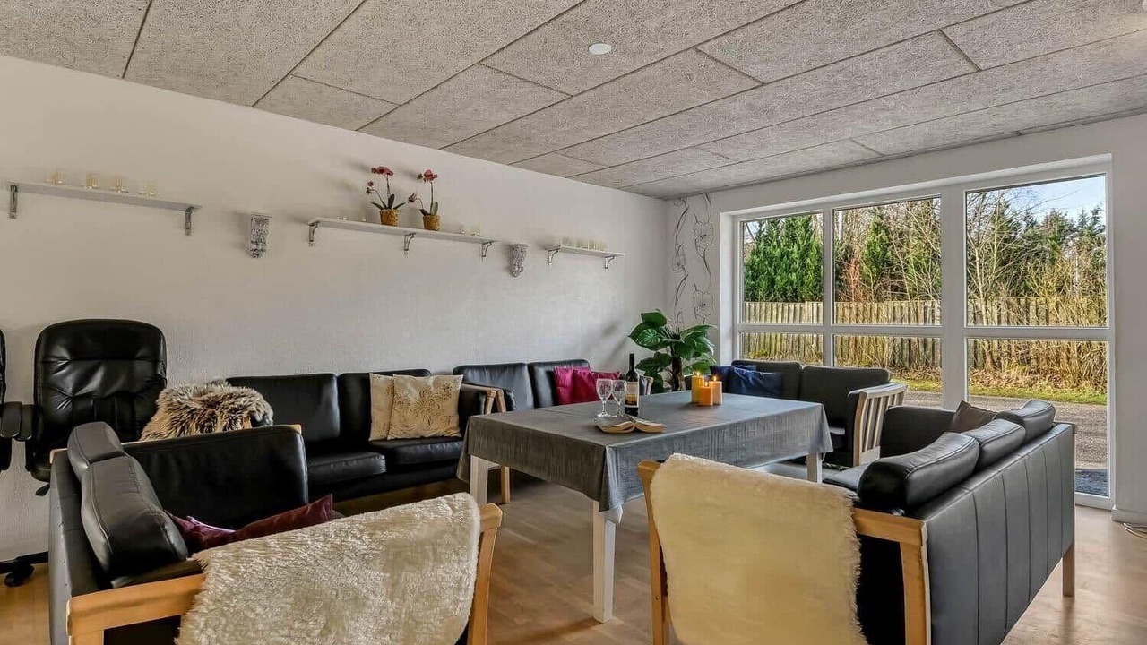 Photo of Others in Falen