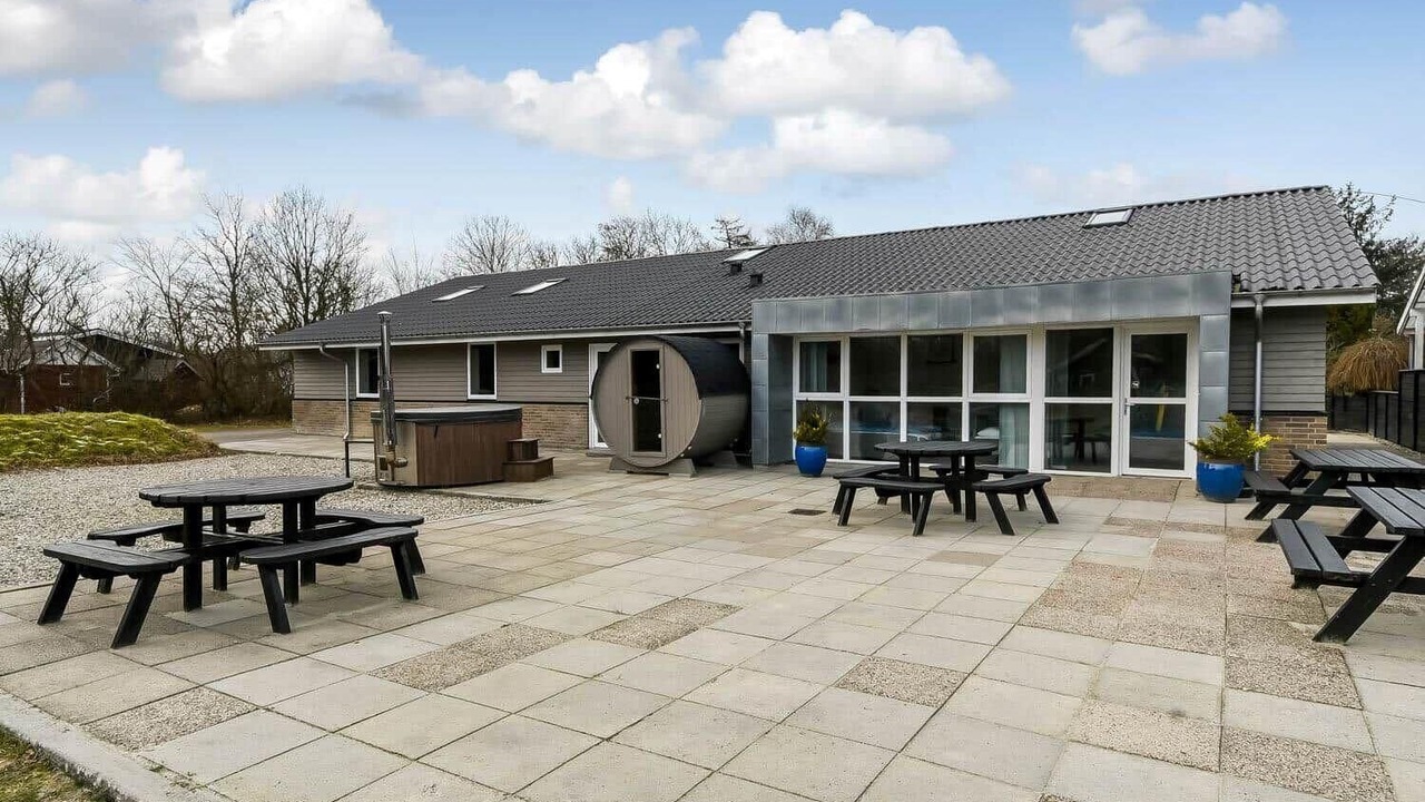 Photo of Outdoor in Falen