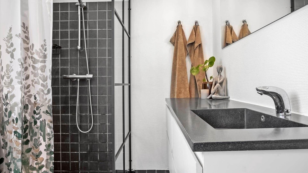 Photo of Bathroom in Hojslev