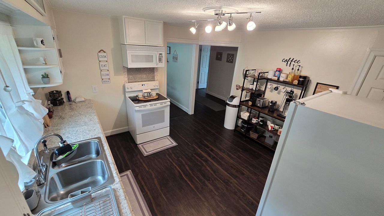 Photo of Kitchen in Burnettown
