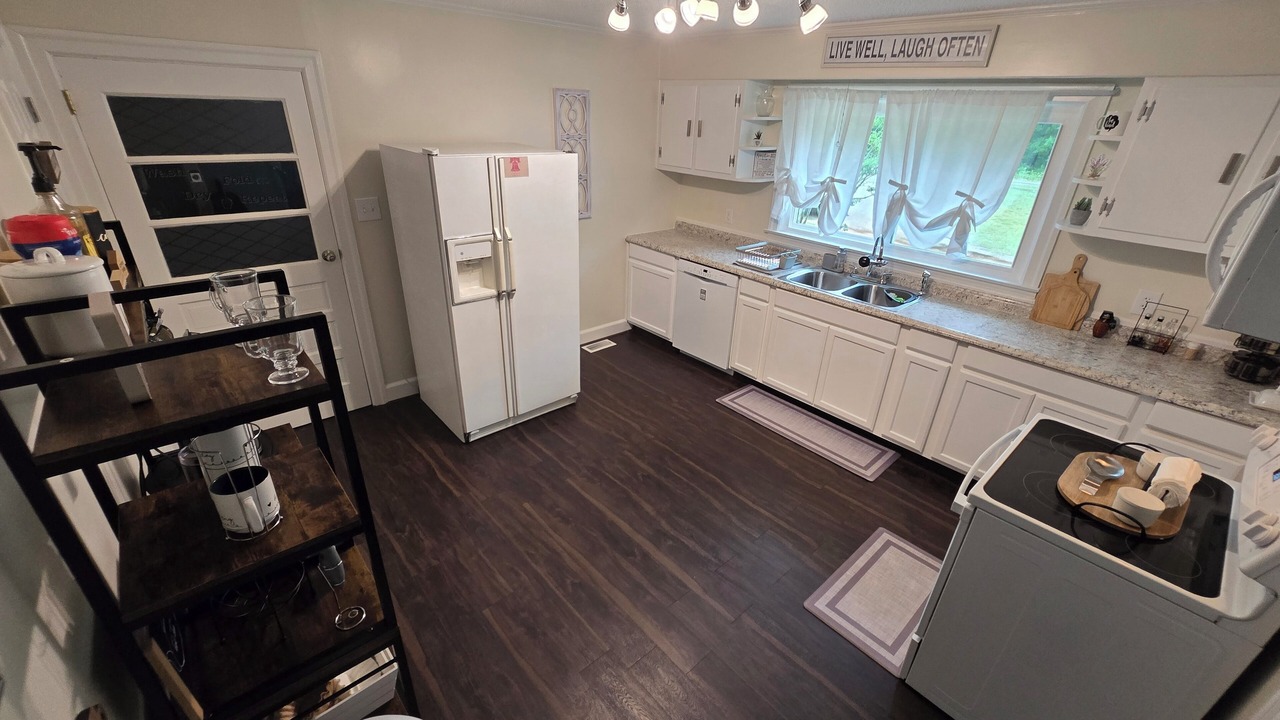 Photo of Kitchen in Burnettown