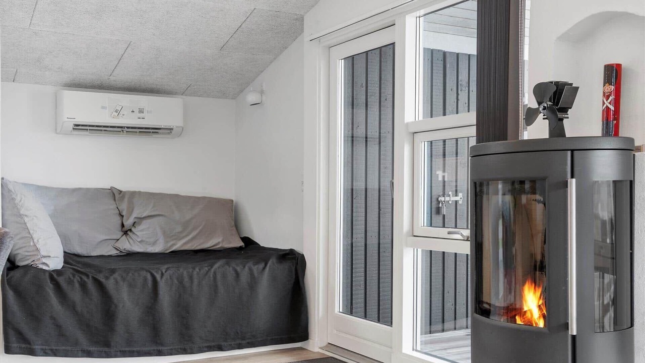 Photo of Others in Bjert