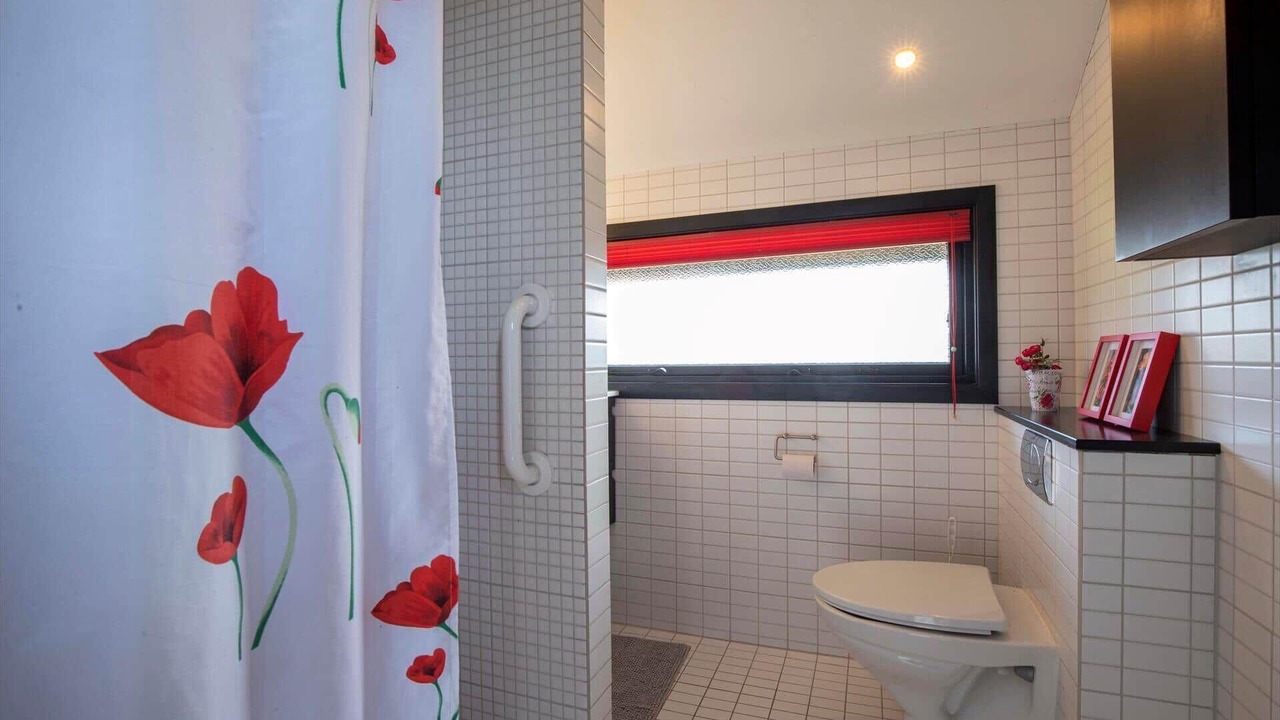 Photo of Bathroom in Allingabro