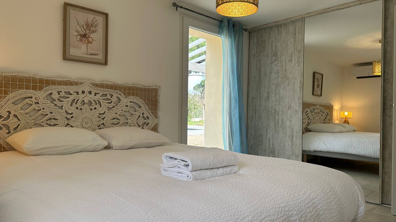 Photo of Bedroom in Tresques